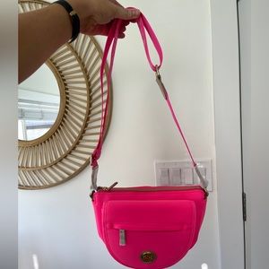 Lily Pulitzer crossbody pink bag. BRAND new in bag!
